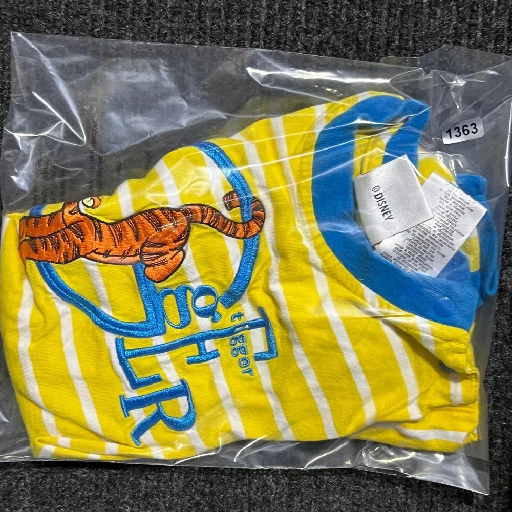 Vintage The Disney Store Tigger Romper Kids 12M Yellow Striped Embroidered Snaps